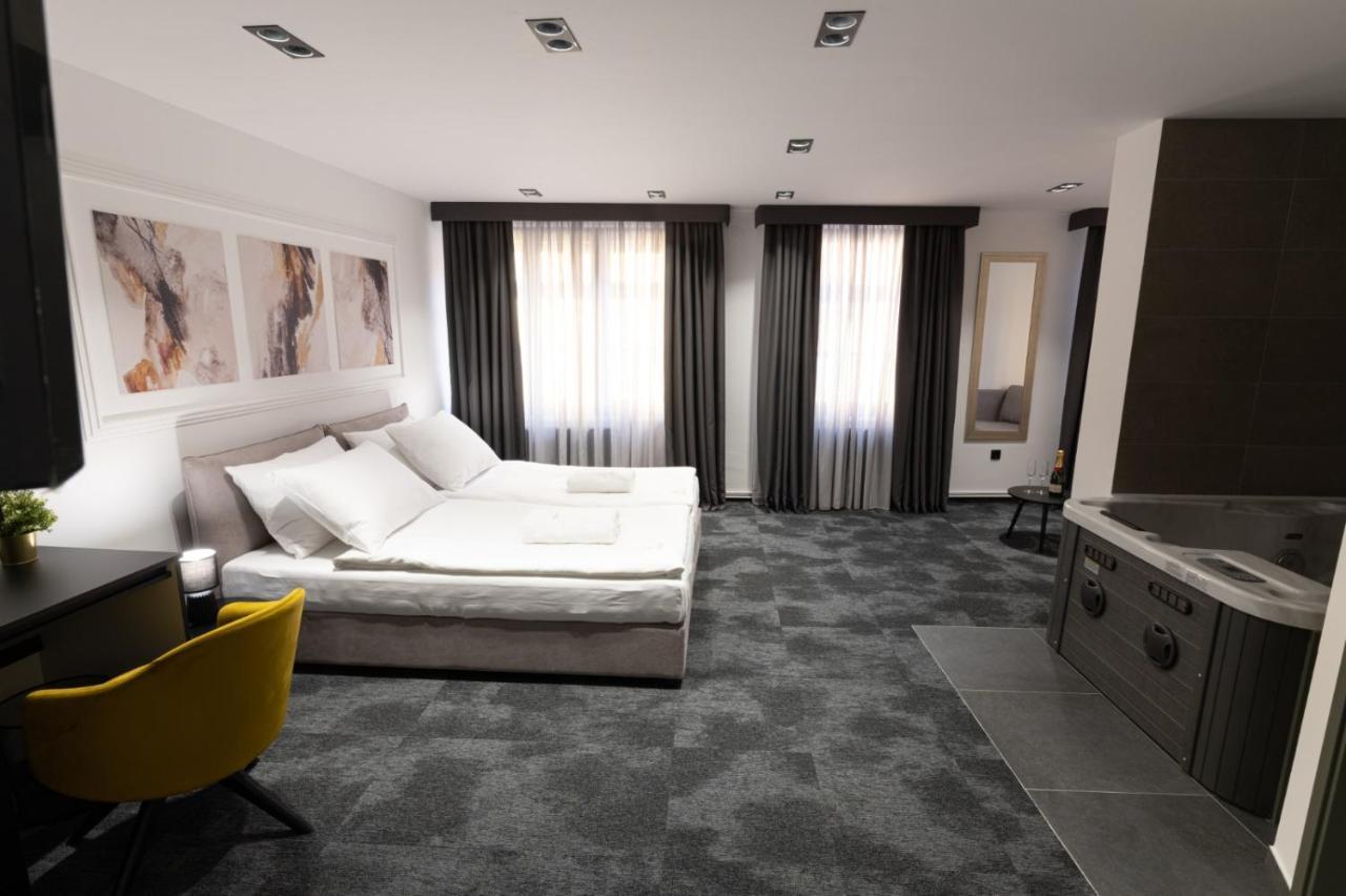 Savoy Residence 오시예크 외부 사진