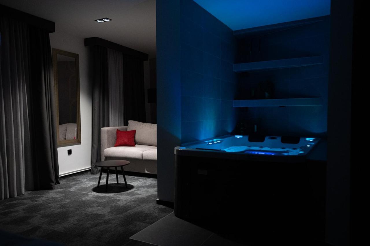 Savoy Residence 오시예크 외부 사진