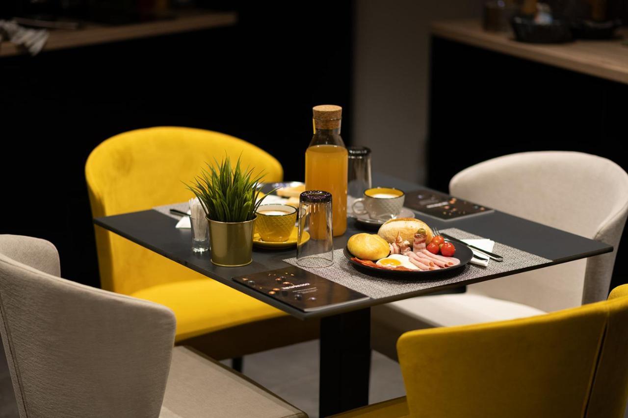 Savoy Residence 오시예크 외부 사진
